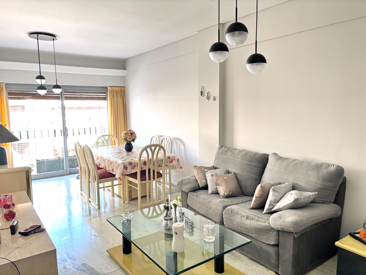 Venta Departamento 4 ambientes c/balcon y dep.
