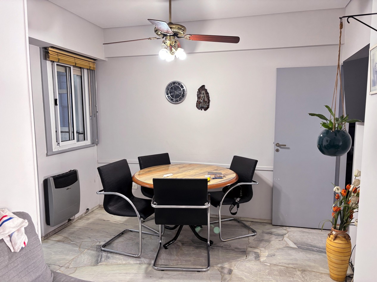 Venta Departamento 4 ambientes c/balcon y dep.