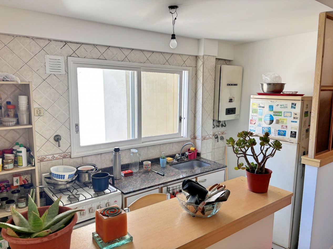 Vendo 2 ambientes c/balcon