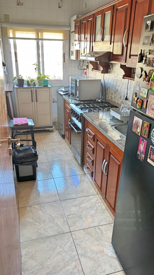 Vendo 2 ambientes c/cochera