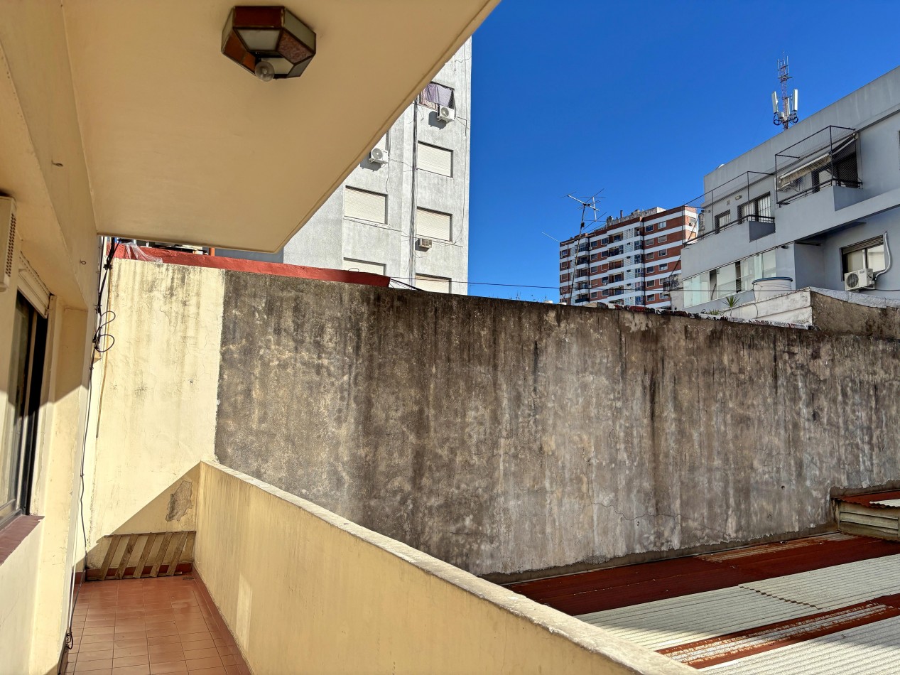 Departamento 3 Ambientes Balcon + lavadero y Patio Cubierto.