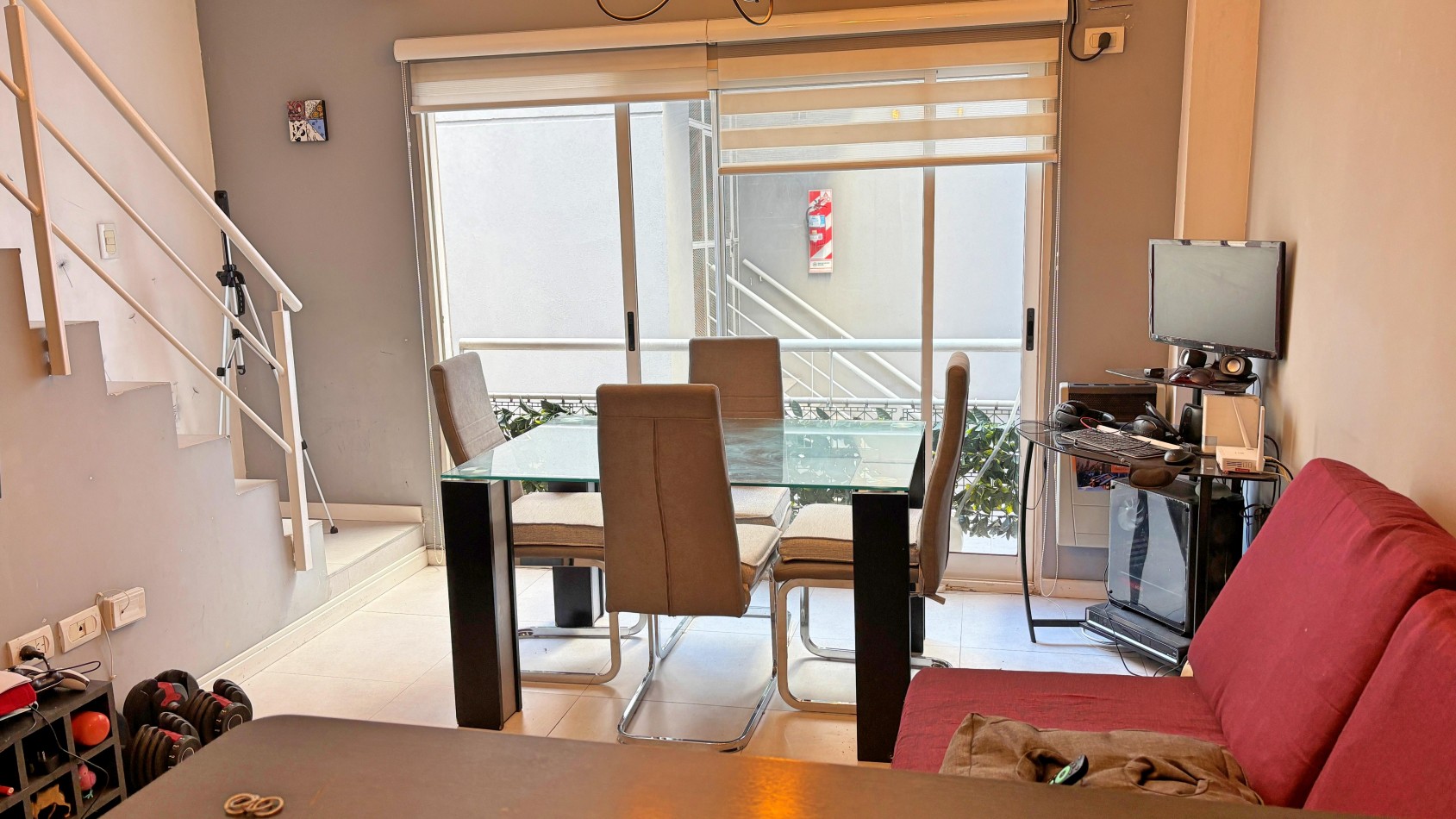 Caballito Hermoso Duplex de 3 Ambientes al Contrafrente, 1er Piso x Escalera: