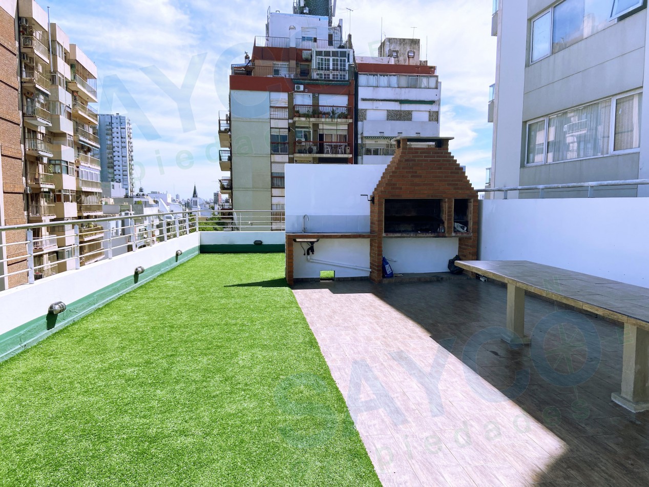 63m2 Duplex de 2 Ambientes c/2 baños y balcon.