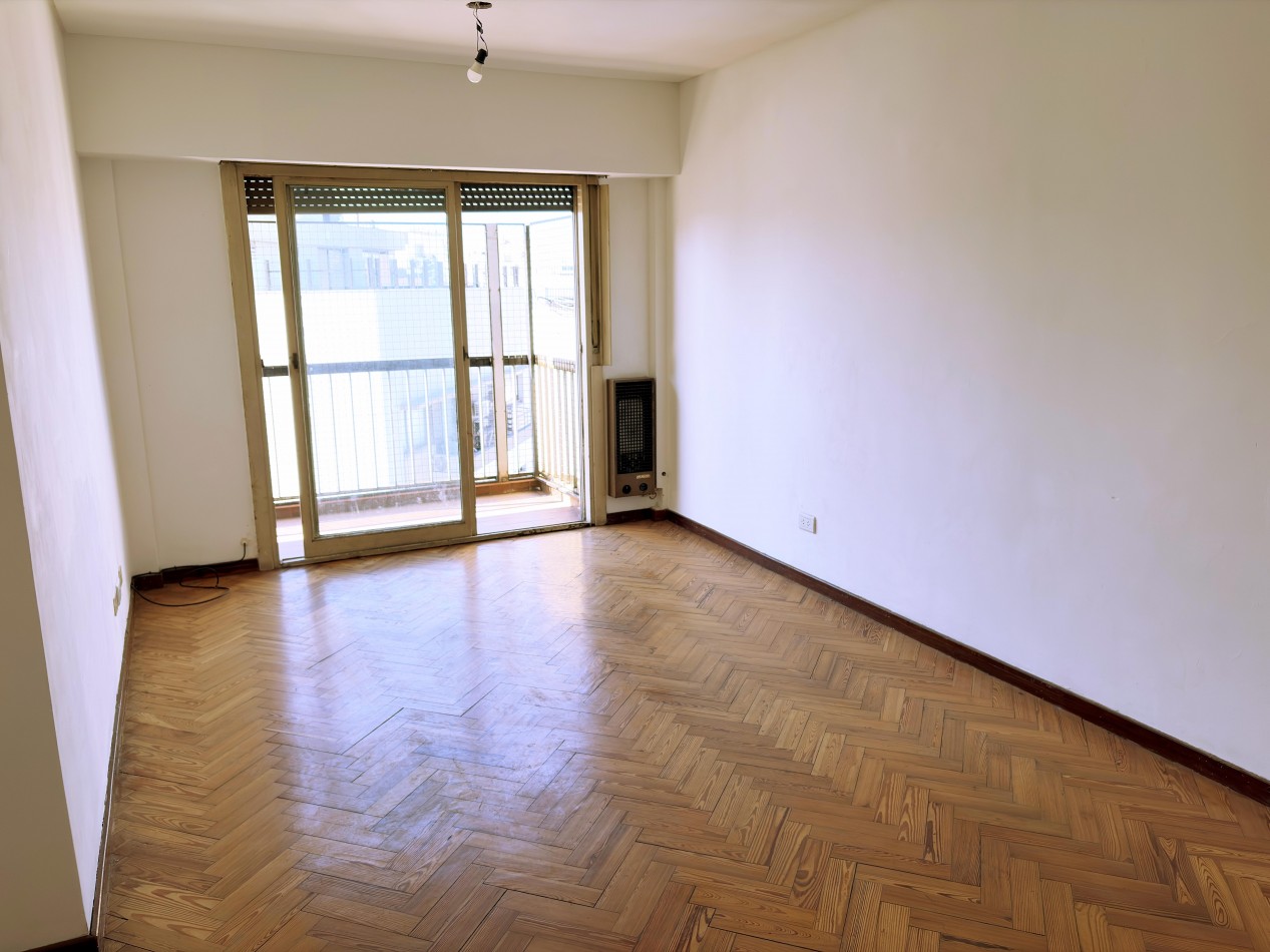 Venta 3 amb c/ lavadero, baño, toilette, balcon y baulera.