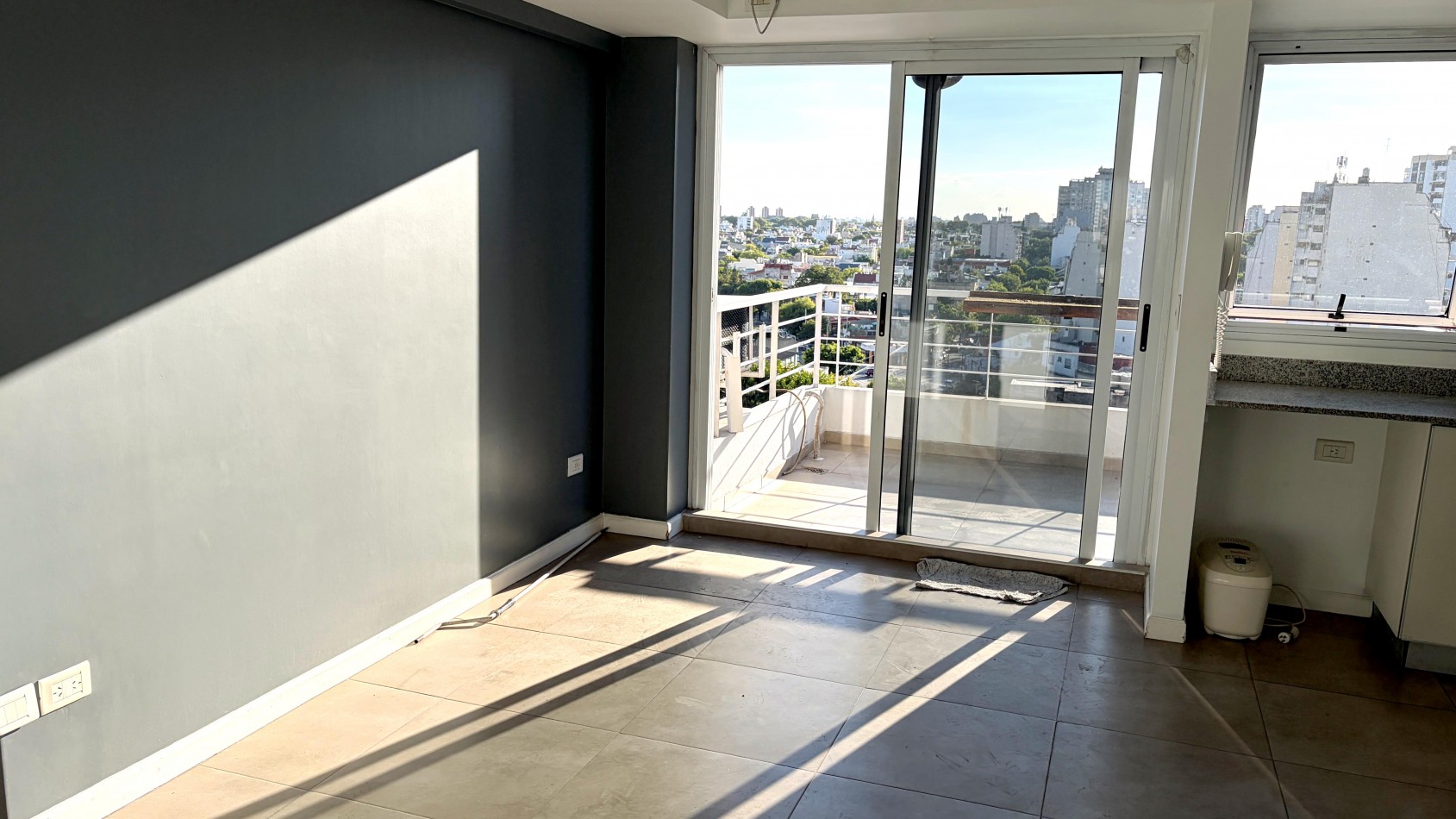 Semipiso 2 Ambientes + Balcon Terraza