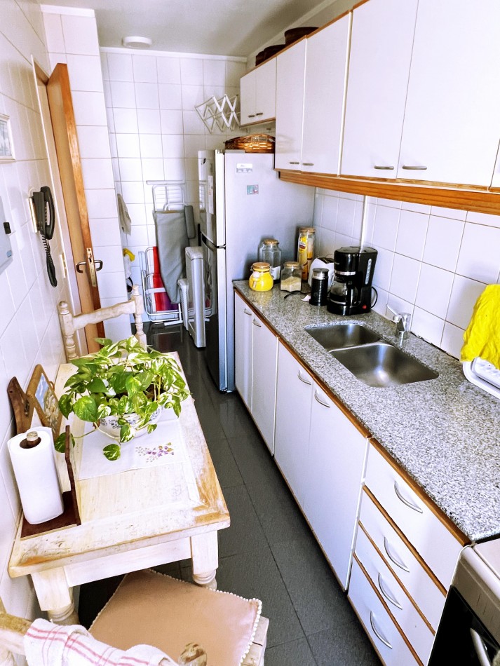 Depto 3 Amb, Piso 14, Balcon, Cochera, Piscina, Parrilla, Can - Tenis, Seg 24