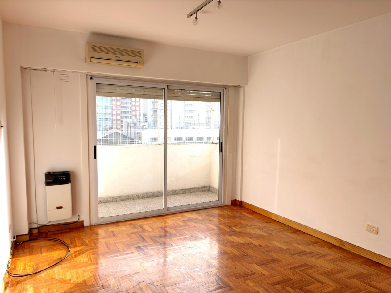 Almagro Cerca Subte Depto 3 Amb 4to Piso Contrafrente Balcon Cocina Comedor