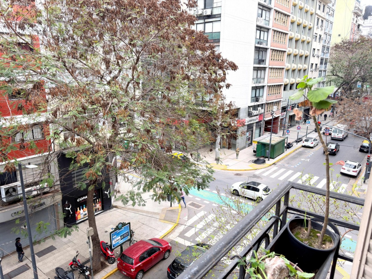 4 Amb 75.80m2 c/Balcones, Dependencia, Toilette, Baño.