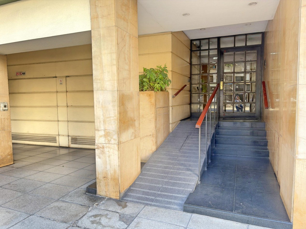 Venta 3 amb c/ lavadero, baño, toilette, balcon y baulera.