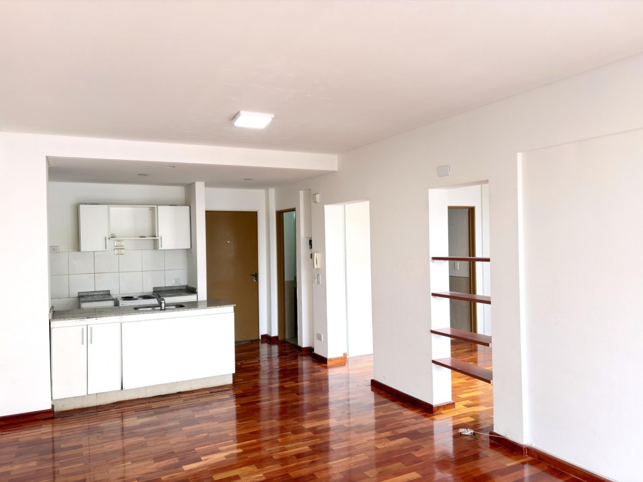 48.29m2 Depto 2 Amb Balcon + Baño + Toilette
