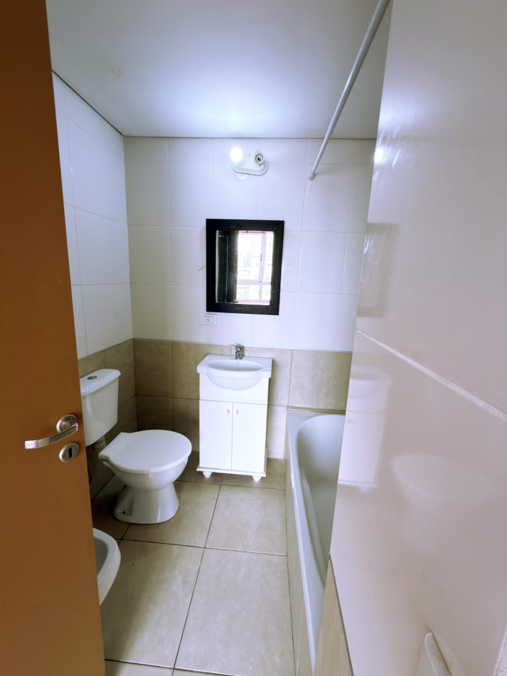 48.29m2 Depto 2 Amb Balcon + Baño + Toilette
