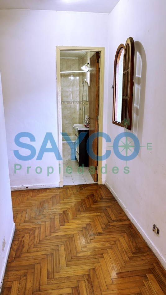 Vendo 2 ambientes con balcon